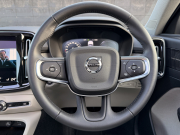 ボルボ XC40 中古車