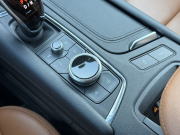 キャデラック XT5 中古車