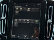 ボルボ XC40 中古車