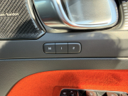 ボルボ XC40 中古車