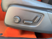 ボルボ XC40 中古車