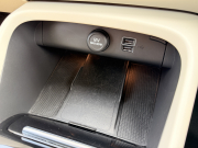 ボルボ XC40 中古車