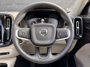 ボルボ XC40 中古車