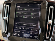 ボルボ XC40 中古車