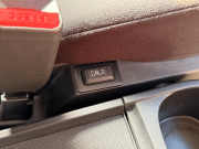 三菱 デリカD:5 中古車