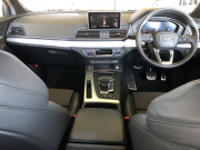 アウディ Q5 中古車