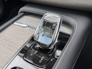 ボルボ XC90 中古車