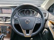 ボルボ V40 中古車
