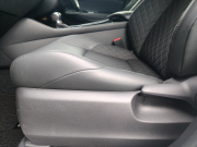 トヨタ C-HR 中古車