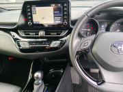 トヨタ C-HR 中古車