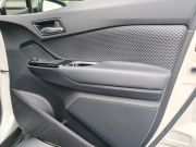 トヨタ C-HR 中古車