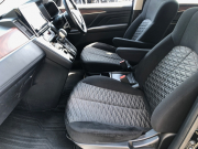 三菱 デリカD:5 中古車