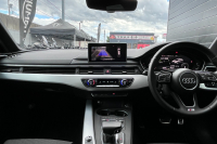 アウディ A4アバント 中古車