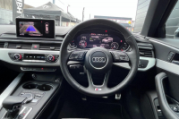 アウディ A4アバント 中古車