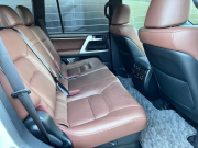 トヨタ ランドクルーザー 中古車