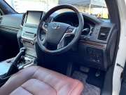 トヨタ ランドクルーザー 中古車