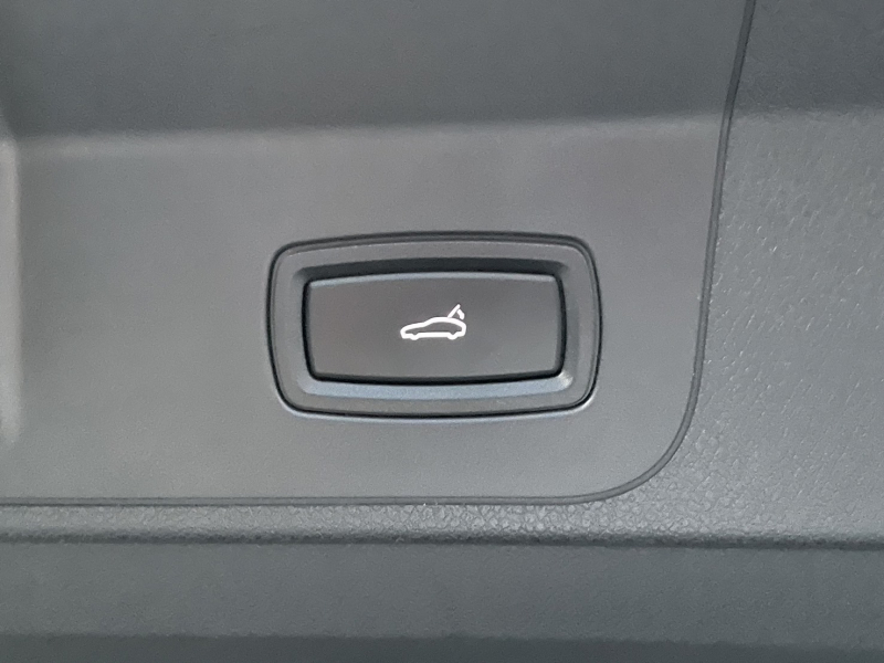 ポルシェ パナメーラ 中古車