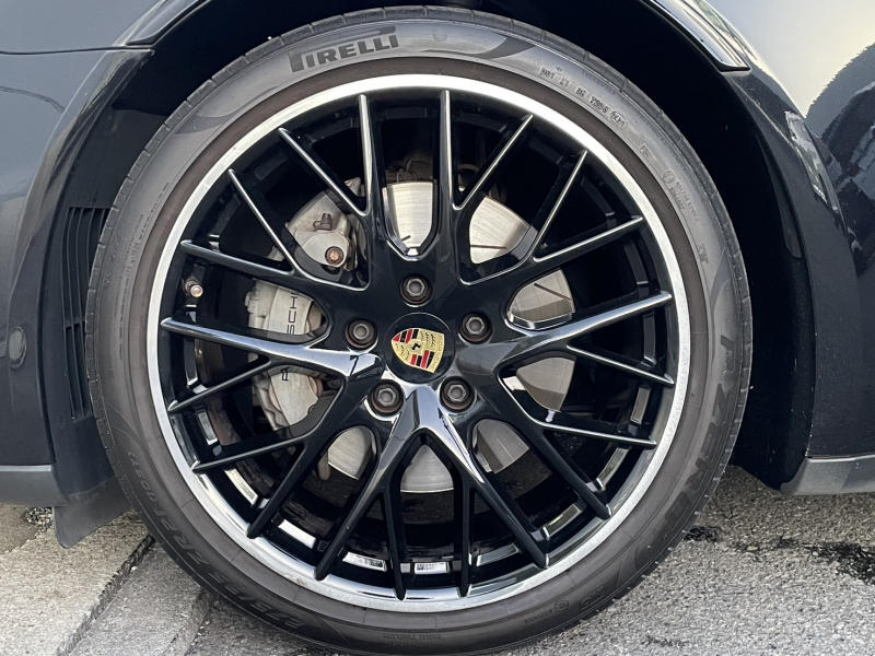 ポルシェ パナメーラ 中古車