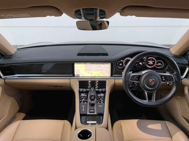 ポルシェ パナメーラ 中古車