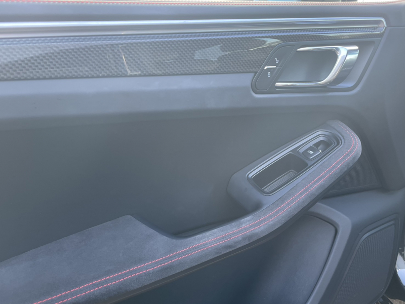 ポルシェ マカン 中古車