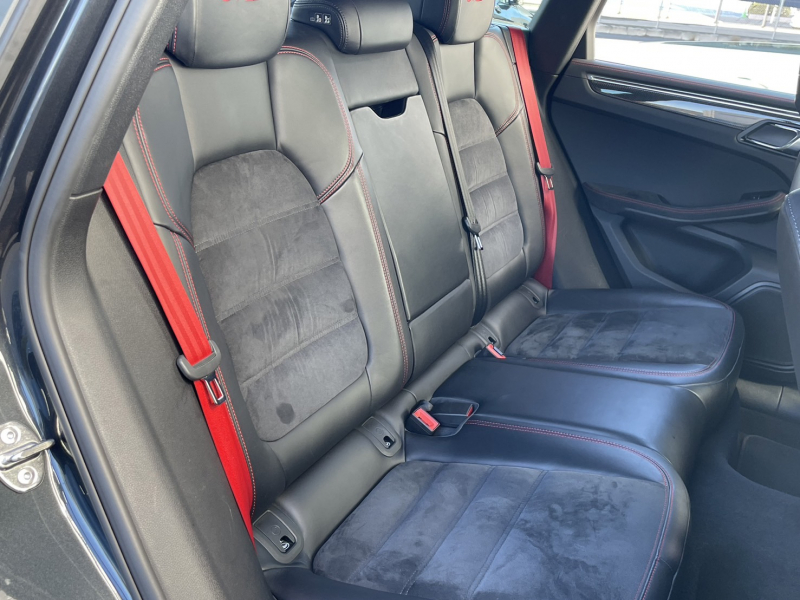 ポルシェ マカン 中古車