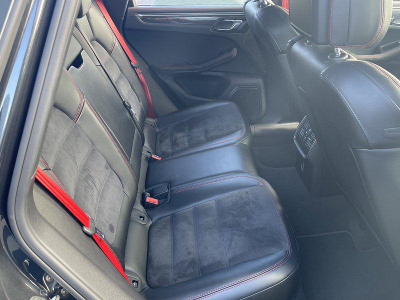 ポルシェ マカン 中古車