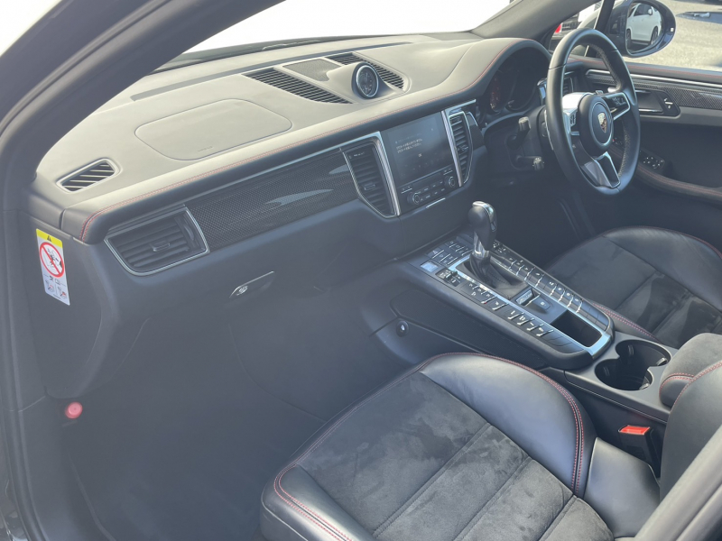 ポルシェ マカン 中古車