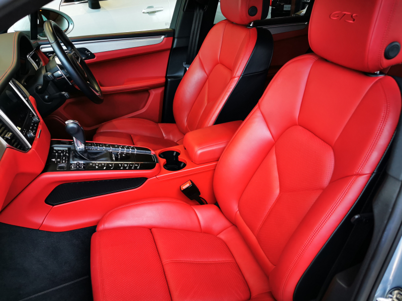 ポルシェ マカン 中古車