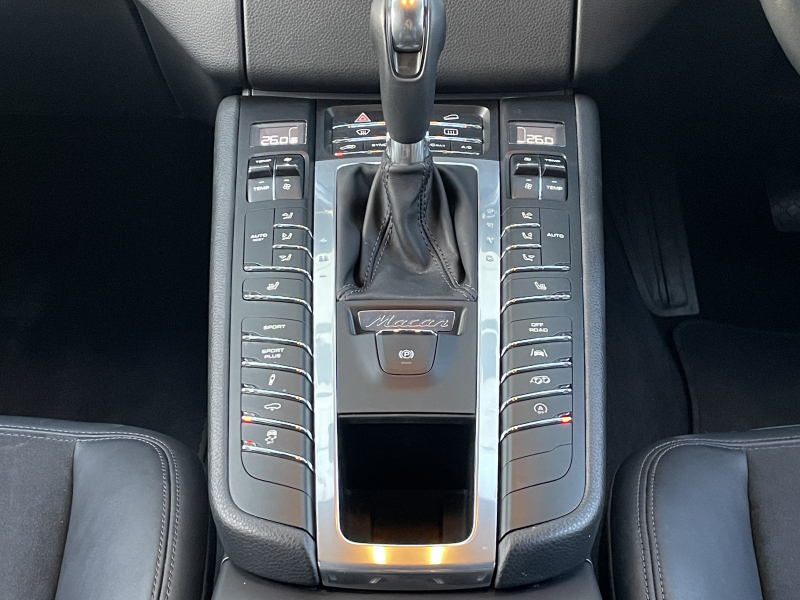 ポルシェ マカン 中古車