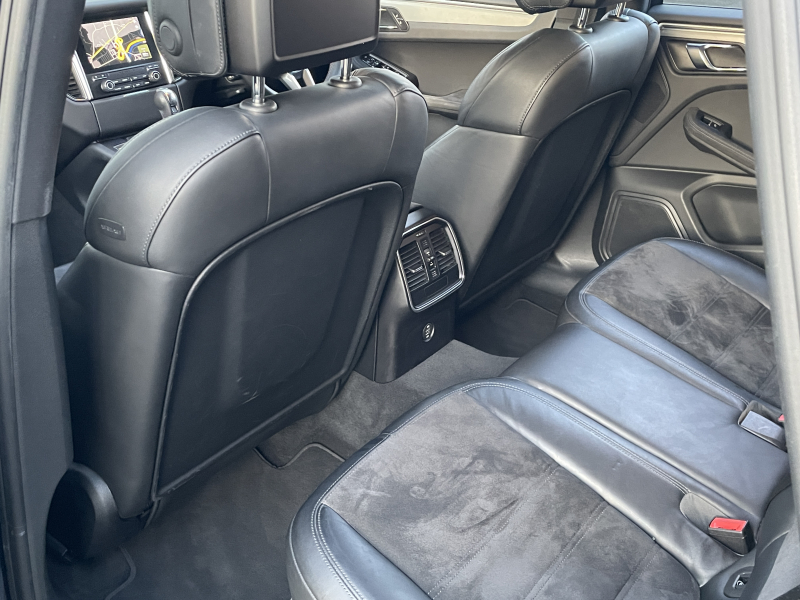 ポルシェ マカン 中古車