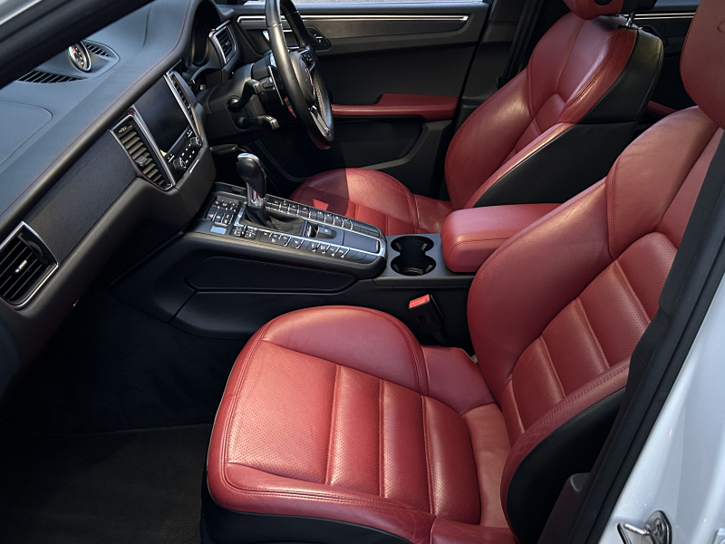 ポルシェ マカン 中古車