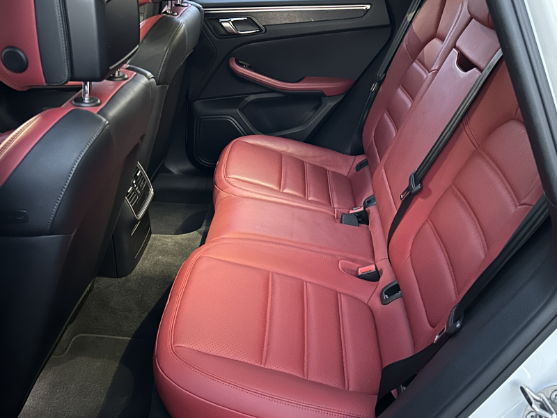 ポルシェ マカン 中古車