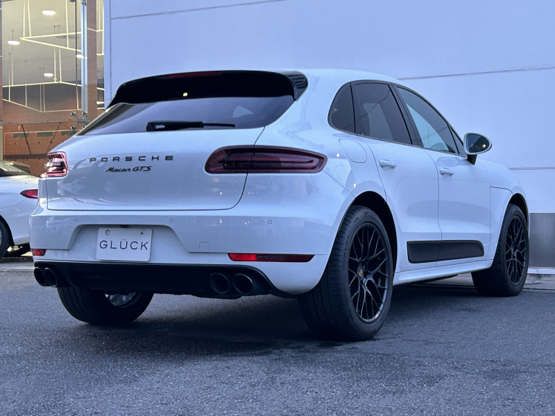 ポルシェ マカン 中古車