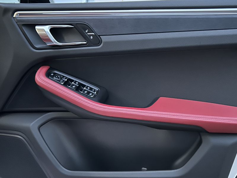 ポルシェ マカン 中古車