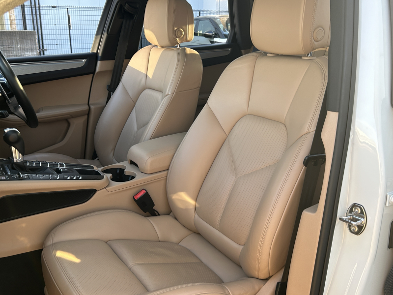 ポルシェ マカン 中古車