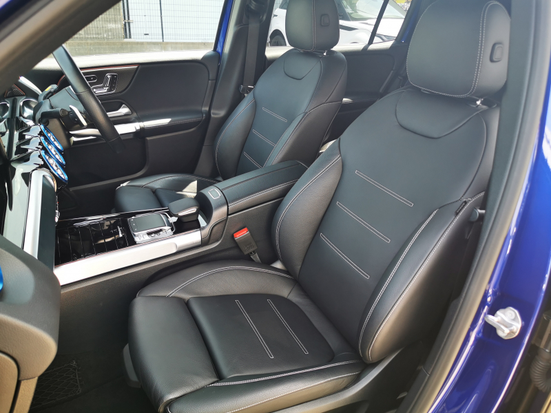 メルセデスベンツ GLB 中古車