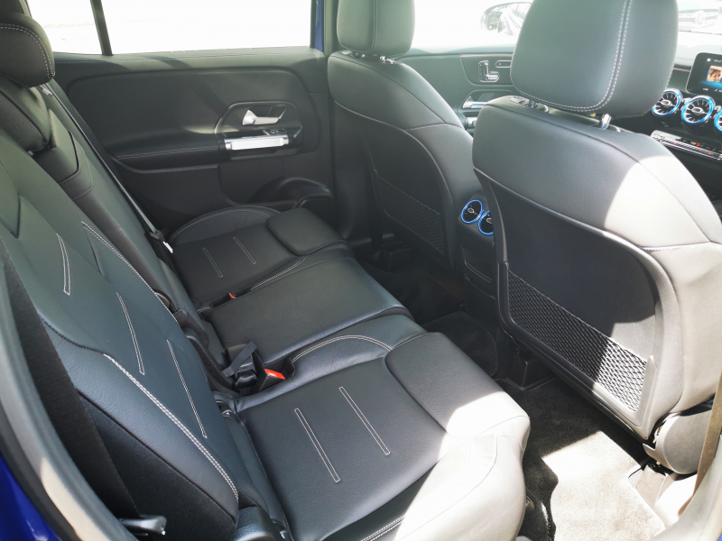 メルセデスベンツ GLB 中古車