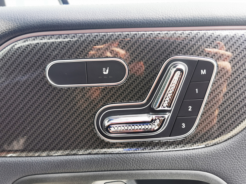 メルセデスベンツ GLB 中古車