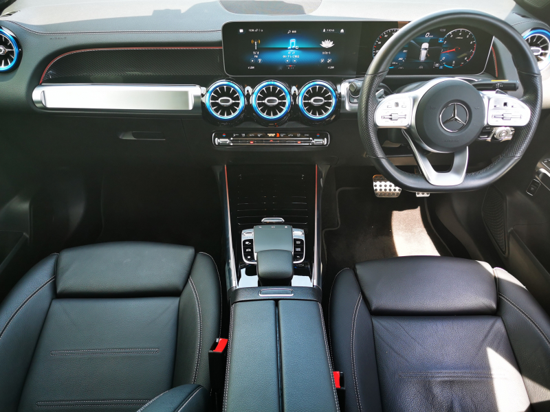 メルセデスベンツ GLB 中古車