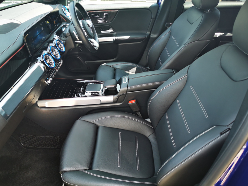 メルセデスベンツ GLB 中古車