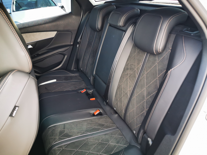 プジョー 3008 中古車