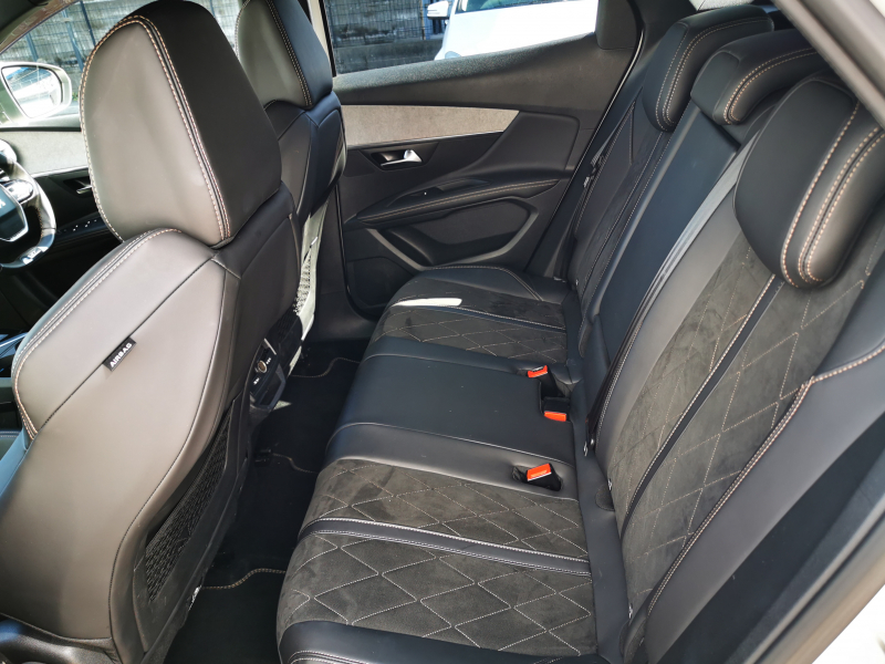 プジョー 3008 中古車