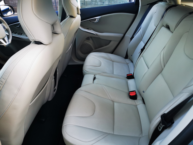 ボルボ V40 中古車