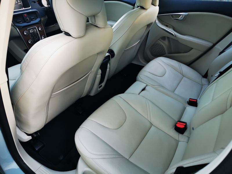 ボルボ V40 中古車