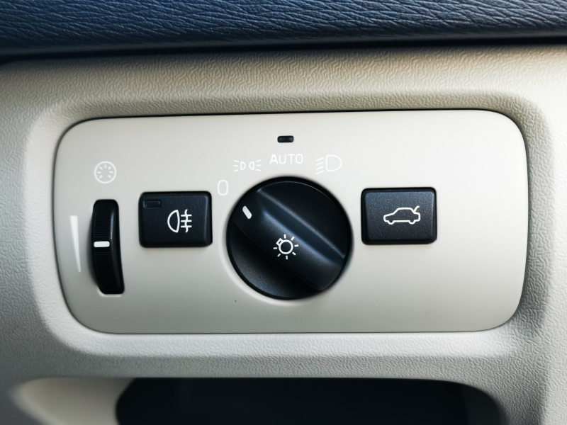 ボルボ V40 中古車