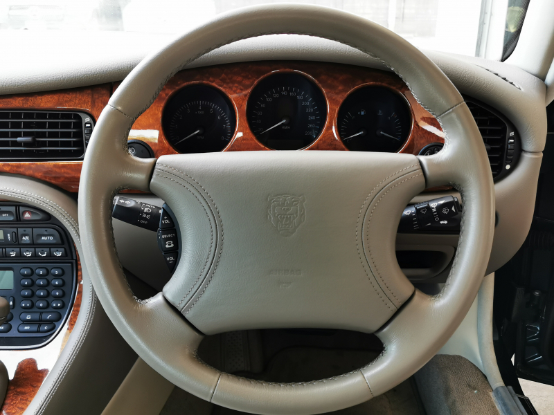 ジャガー XJ-8 中古車