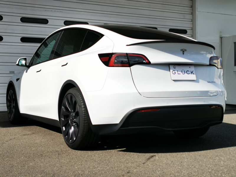 テスラ モデルY 中古車