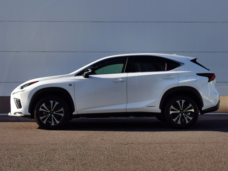 レクサス NX 中古車