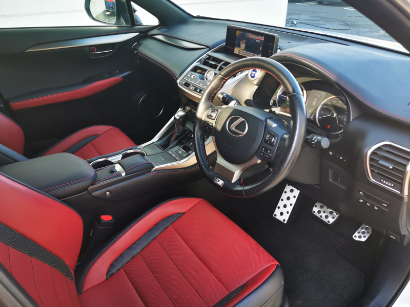 レクサス NX 中古車