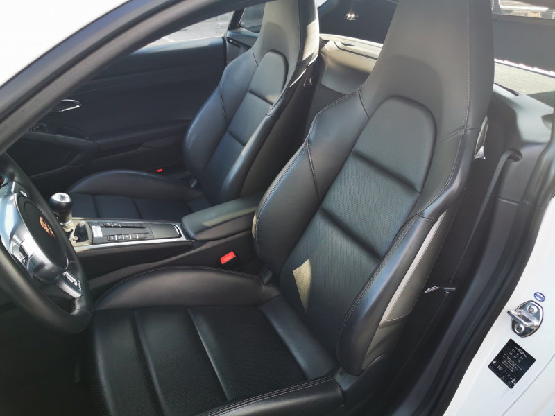 ポルシェ ケイマン(Type981) 中古車